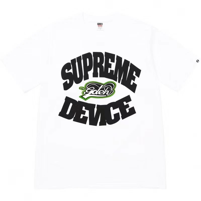 Supreme T-Shirts Short-Sleeve Logo Print — 31