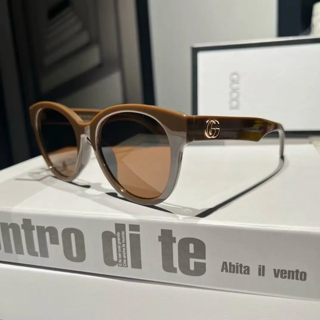 Gucci Eyewear Square Metal-Frame Sunglasses — 35
