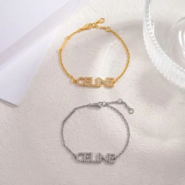 Chanel Jewelry Chain Bracelet with Interlocking CC Charms product detail image 9