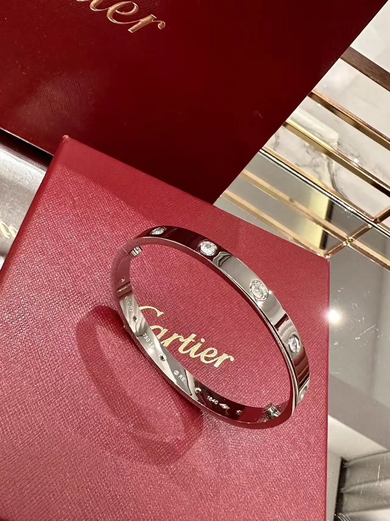 Cartier Jewelry LOVE bracelet with diamond-set screw motifs — 34