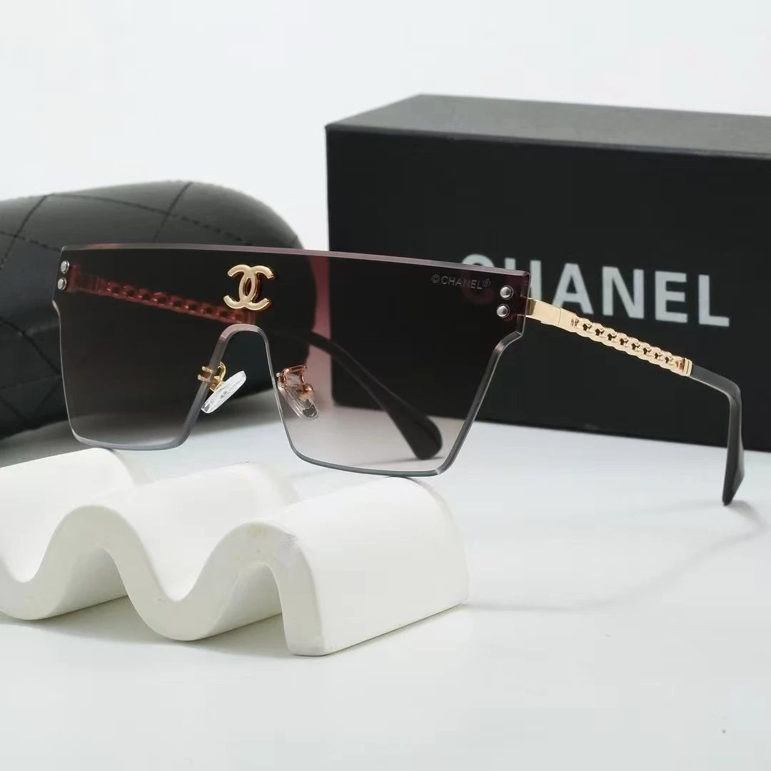 Chanel Eyewear Sunglasses with round or square frames — 32