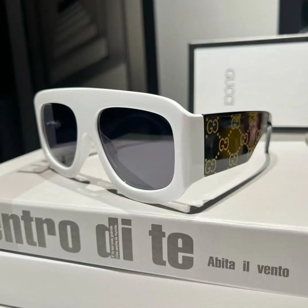 Gucci Eyewear Square Metal-Frame Sunglasses — 30