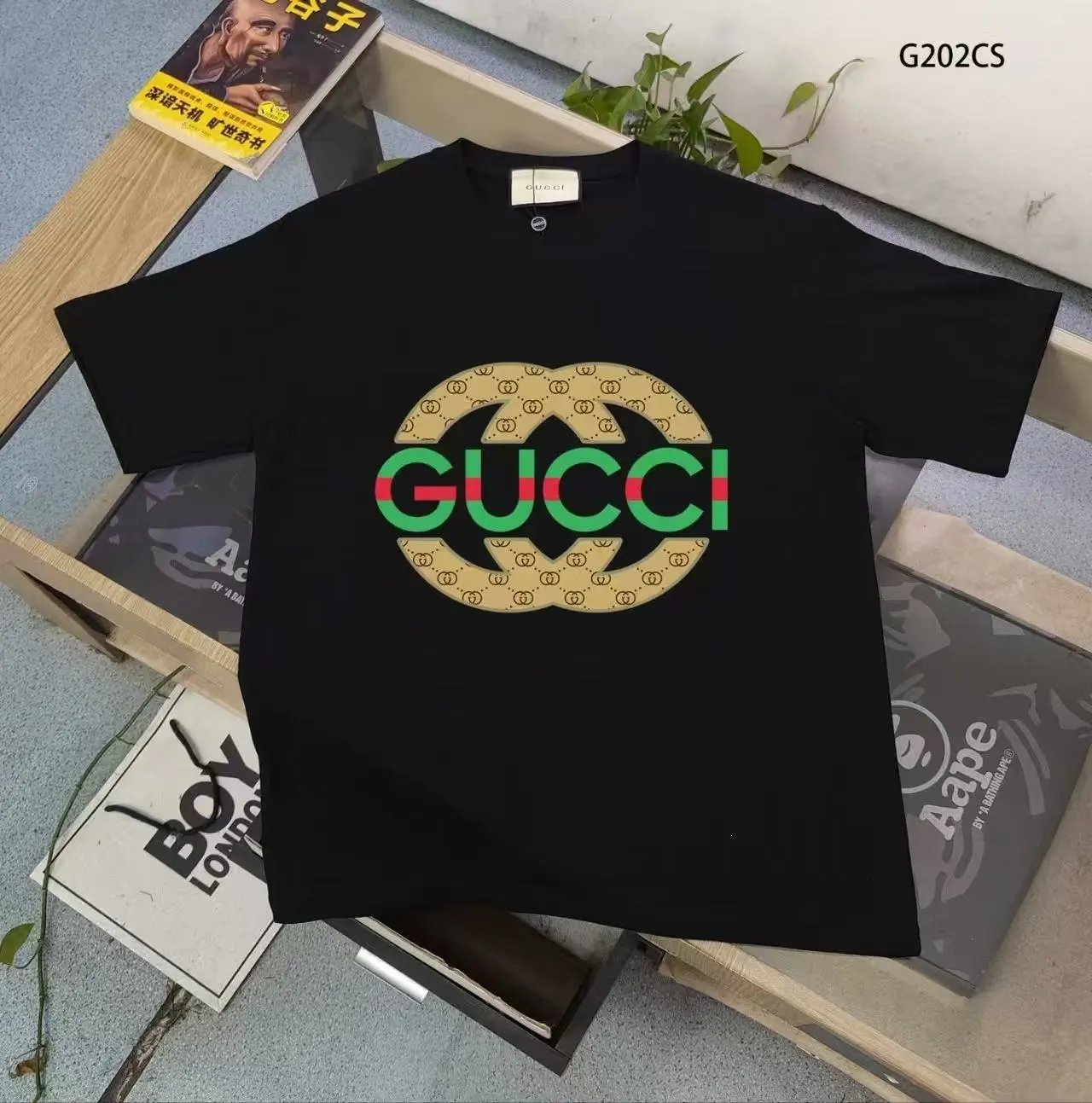 Gucci T-Shirts Short-Sleeve Logo Print — 27