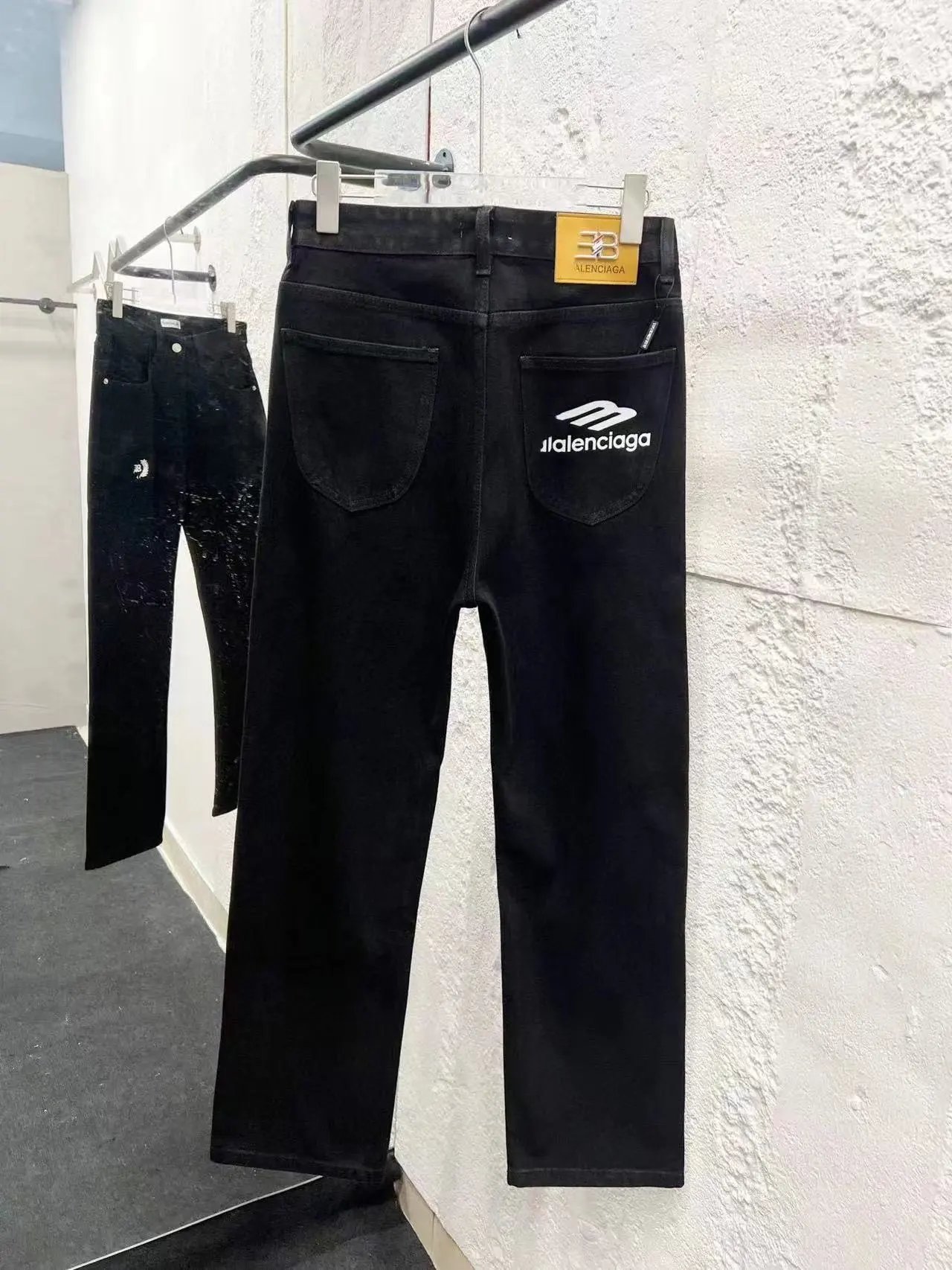 Balenciaga Jeans Denim with logo print, side stripes, or flared-leg designs — 24
