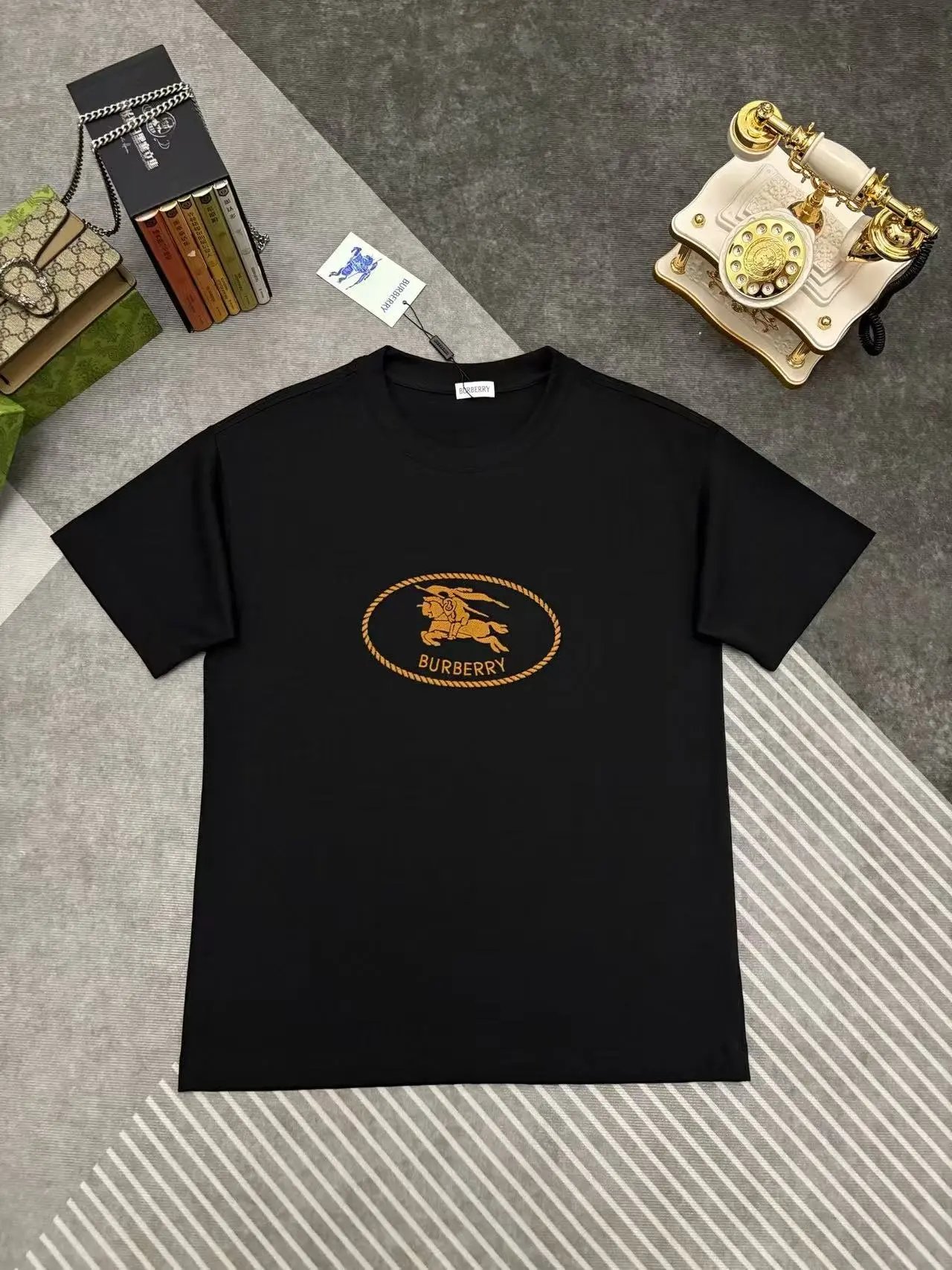 Burberry T-Shirts Short-Sleeve Graphic Logo T-Shirt — 33