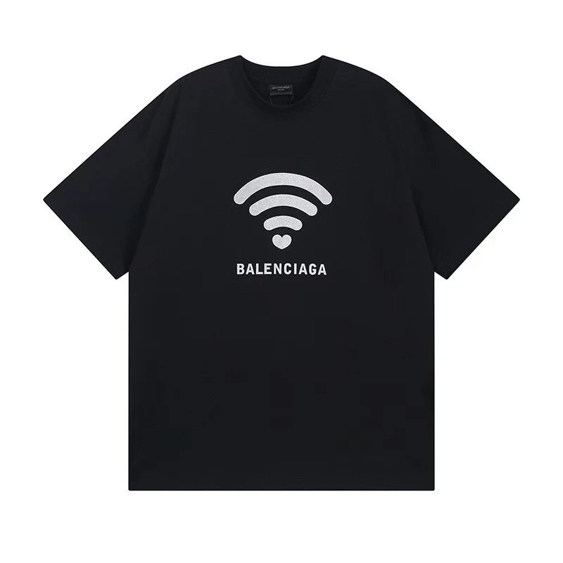 Gucci T-Shirts Short-Sleeve Logo Graphic — 27