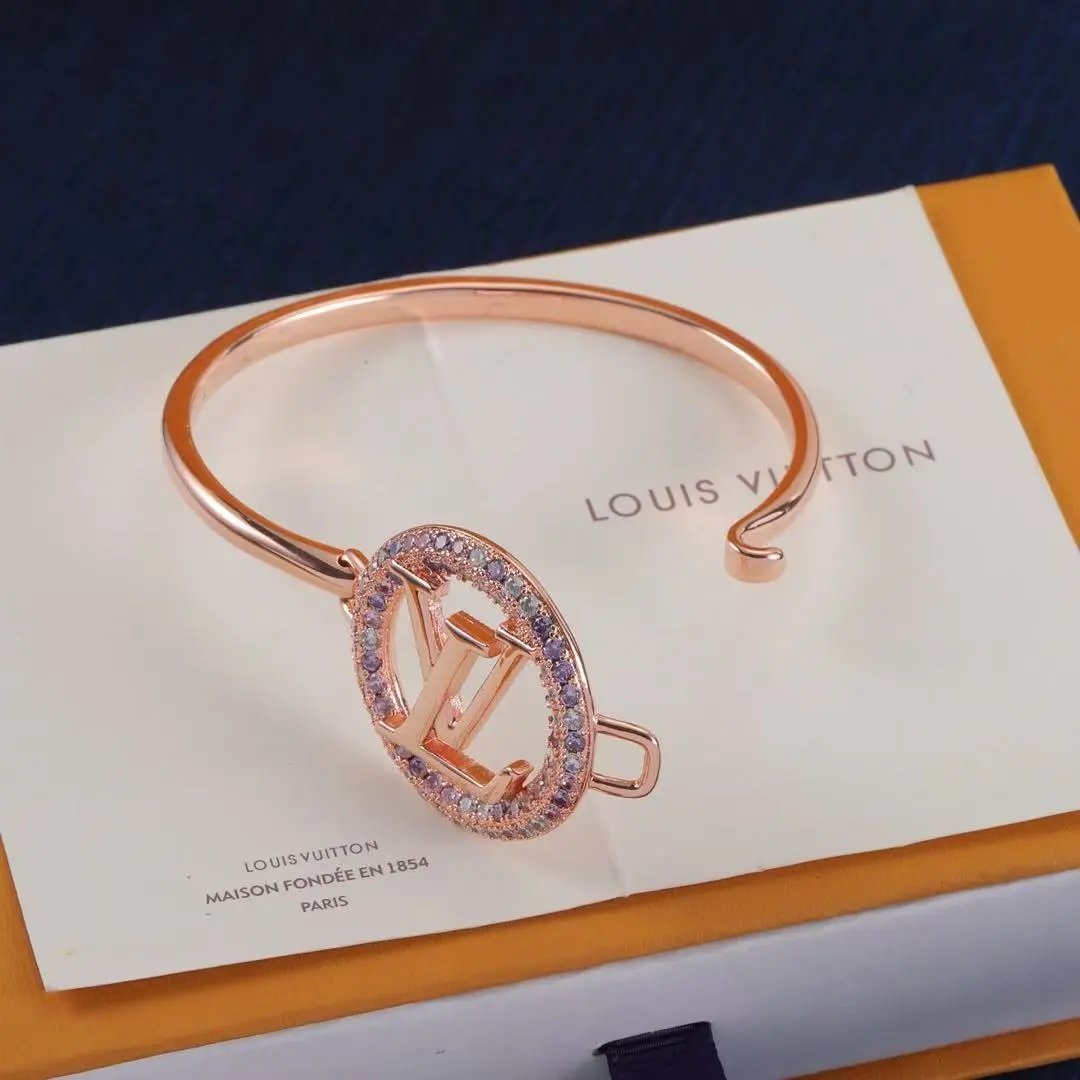 Louis Vuitton Jewelry Leather Bracelet — 18
