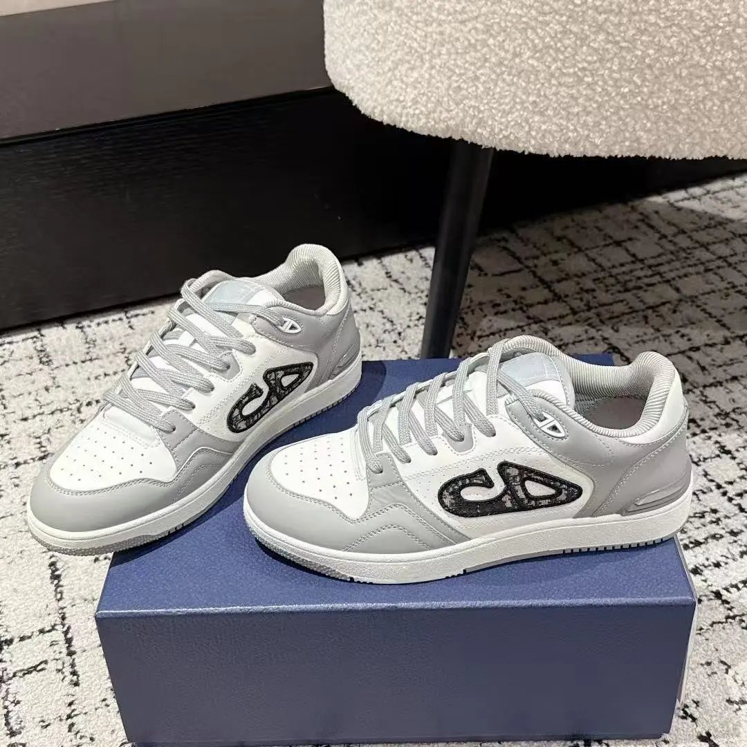 Dior Sneakers Lace-Up Logo — 36