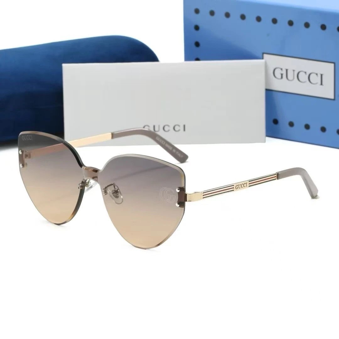 Gucci Eyewear 2293 Oversized Square Sunglasses — 17