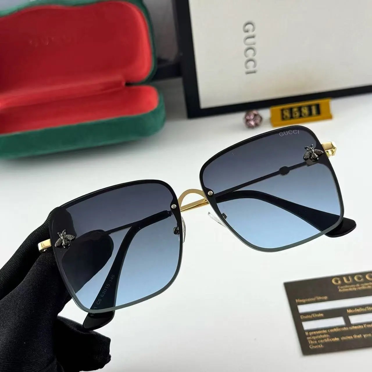 Gucci Eyewear 2293 Oversized Square Sunglasses — 39