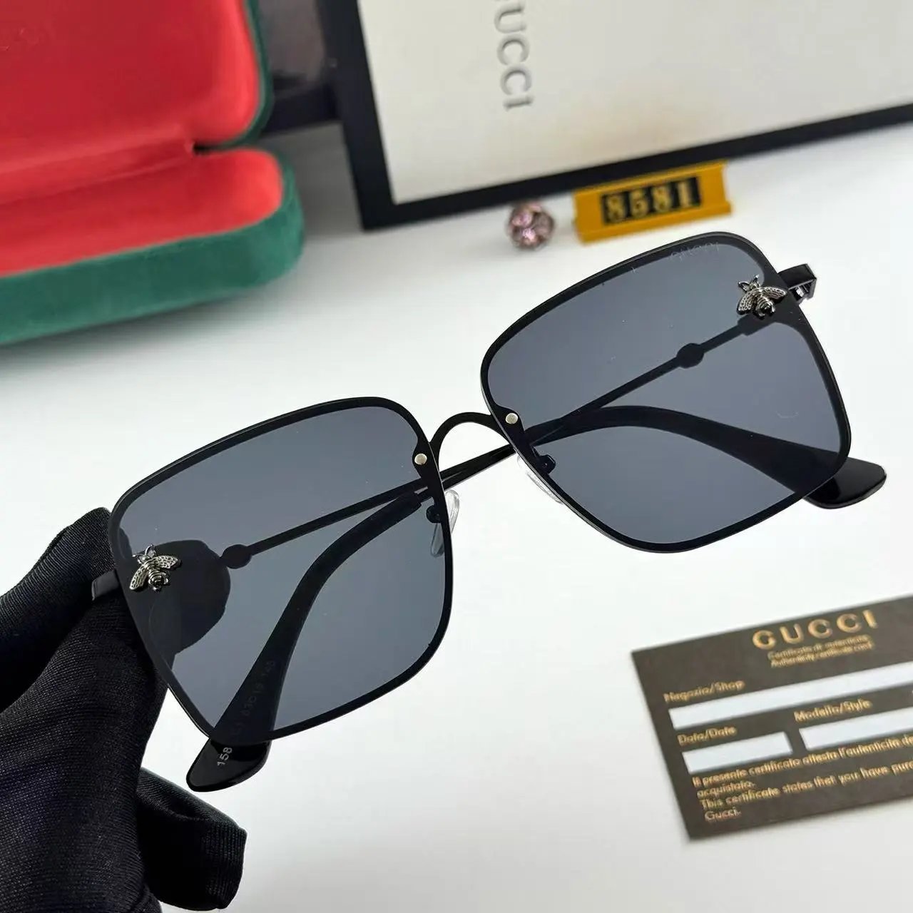 Gucci Eyewear 2293 Oversized Square Sunglasses — 33