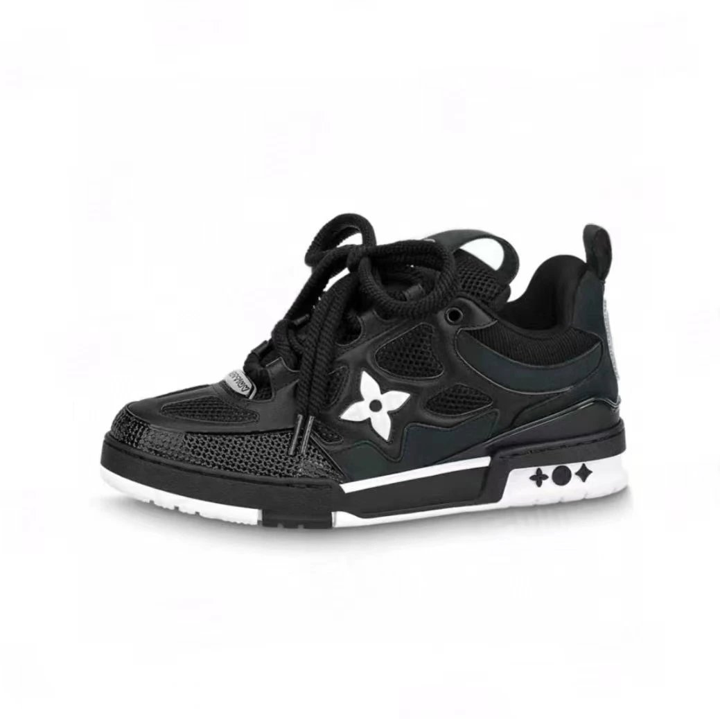 Louis Vuitton Sneakers LV Trainer — 26