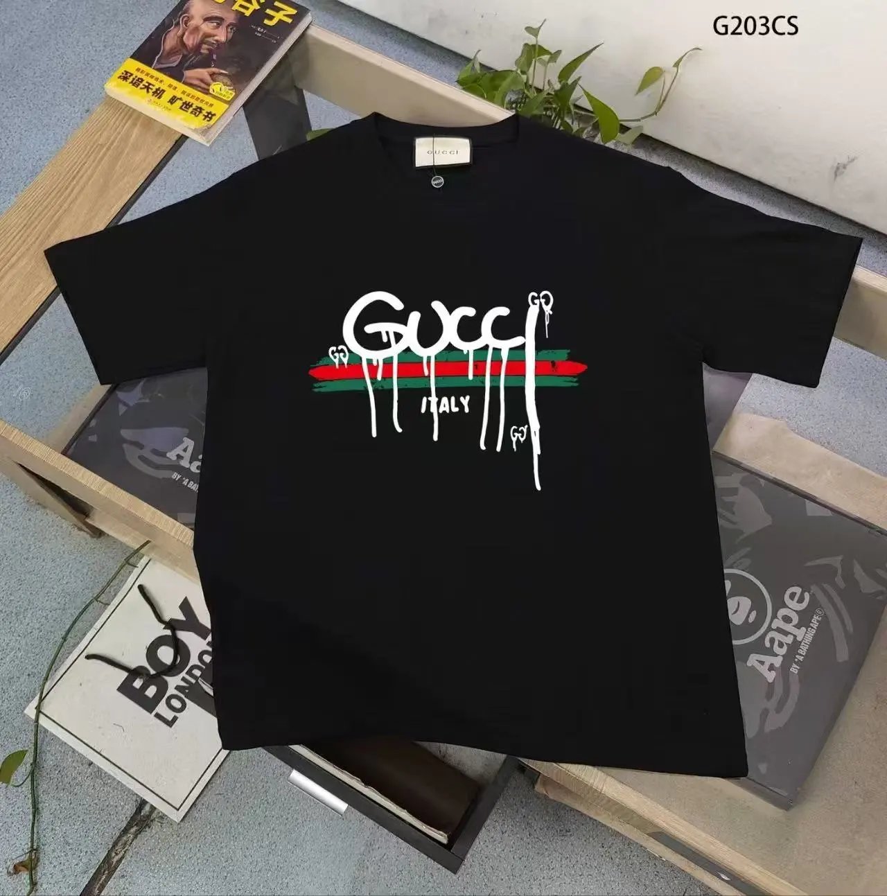 Gucci T-Shirts Short-Sleeve Logo Print — 29