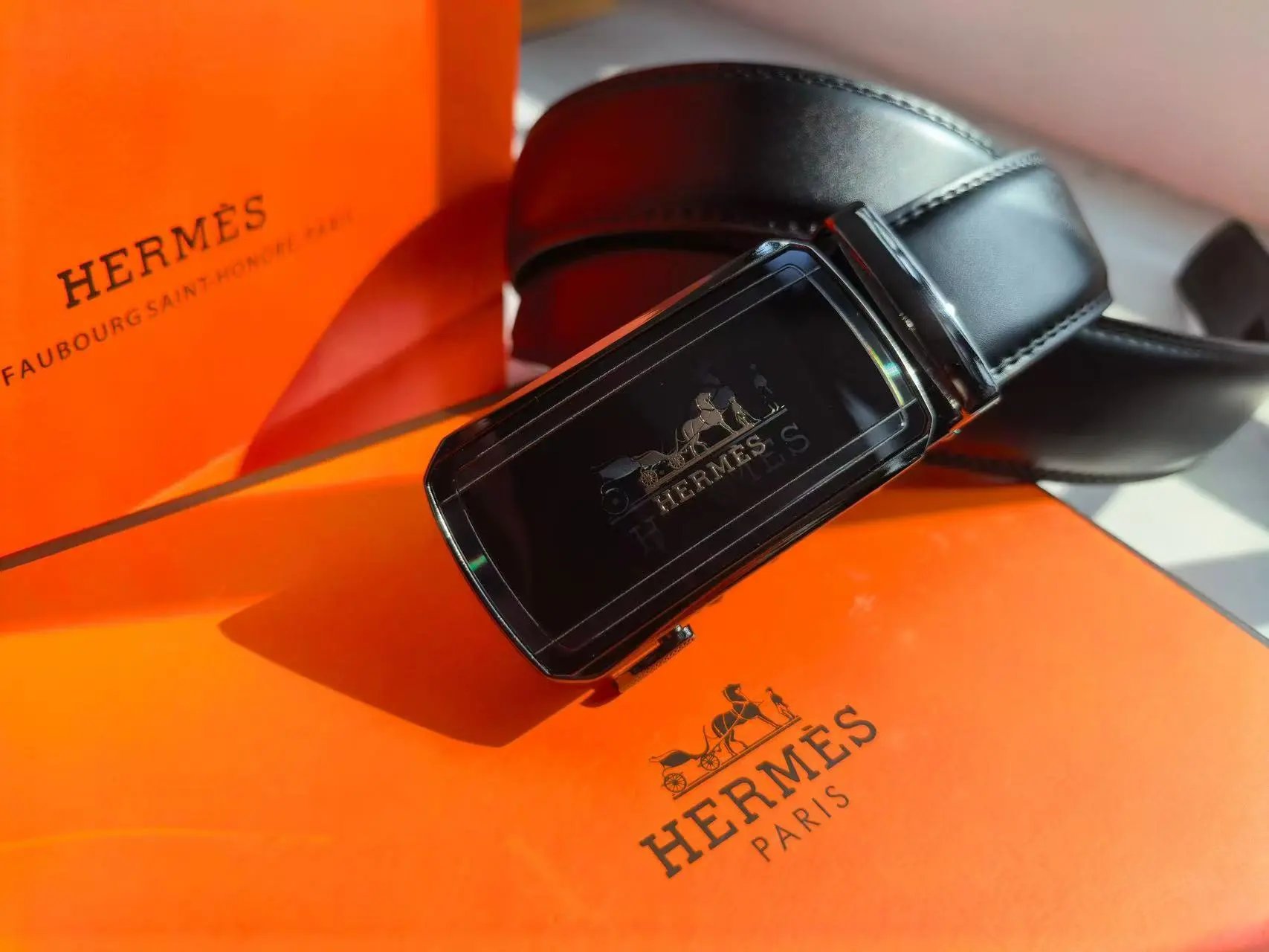 Hermès Belts K1-0118 H-Buckle Leather Belt — 40