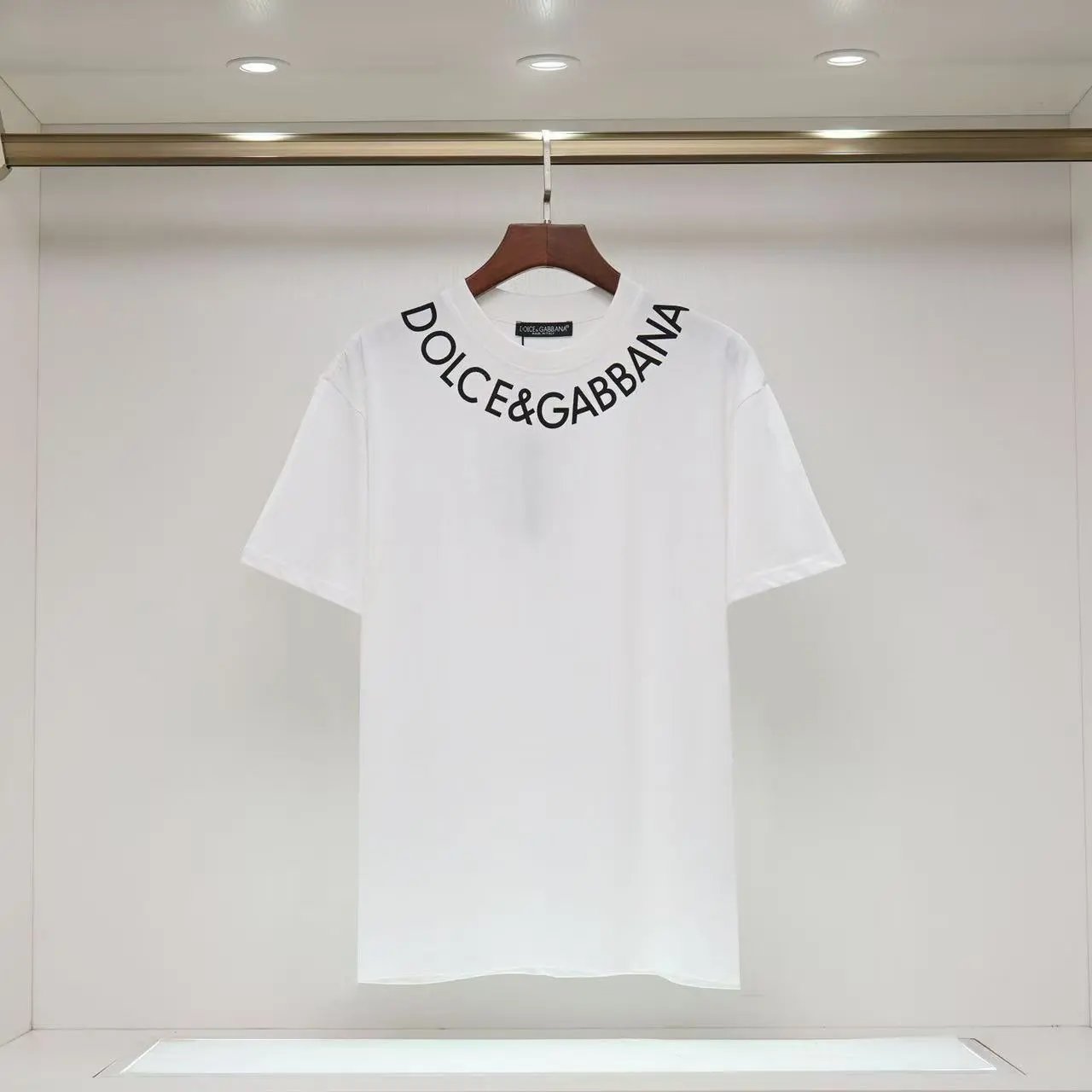 Dolce & Gabbana T-Shirts Logo Print — 36
