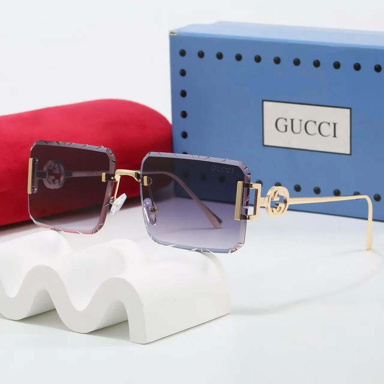Gucci Eyewear 2293 Oversized Square Sunglasses — 35