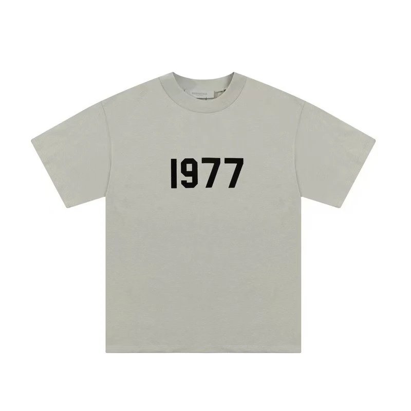 Fear of God T-Shirts Essentials Arched Logo Short-Sleeve T-Shirt — 38