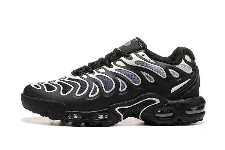 Nike Sneakers Air Max Plus — 9