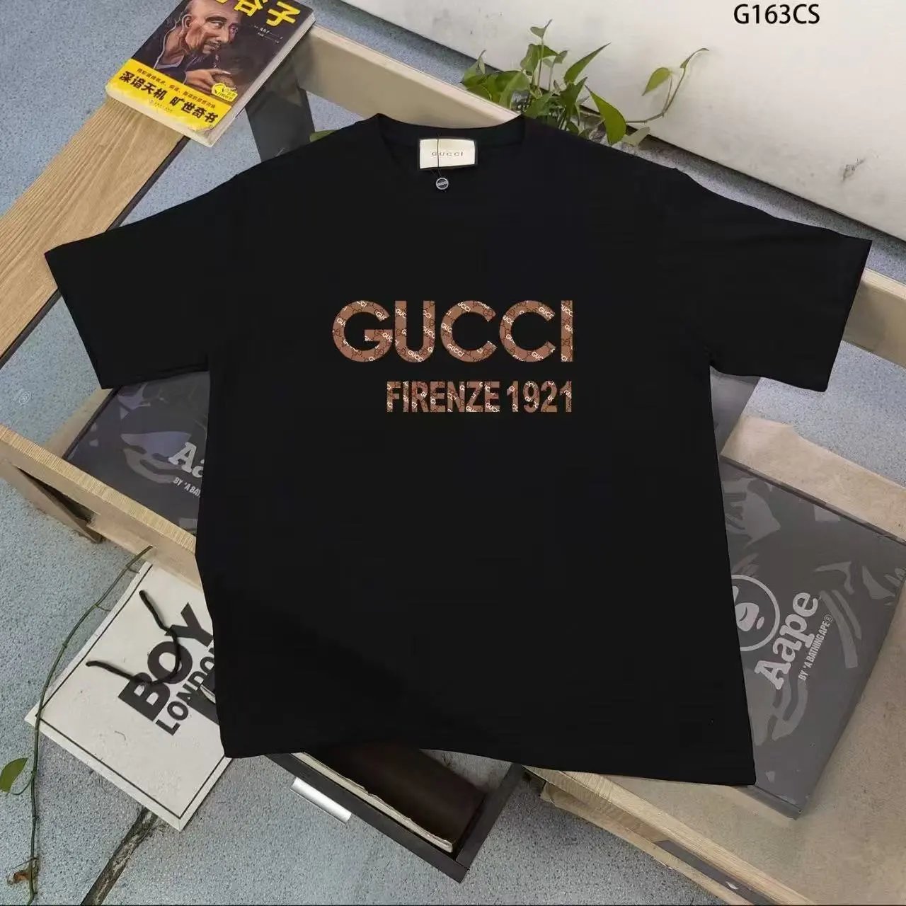 Gucci T-Shirts Short-Sleeve Logo Print — 20