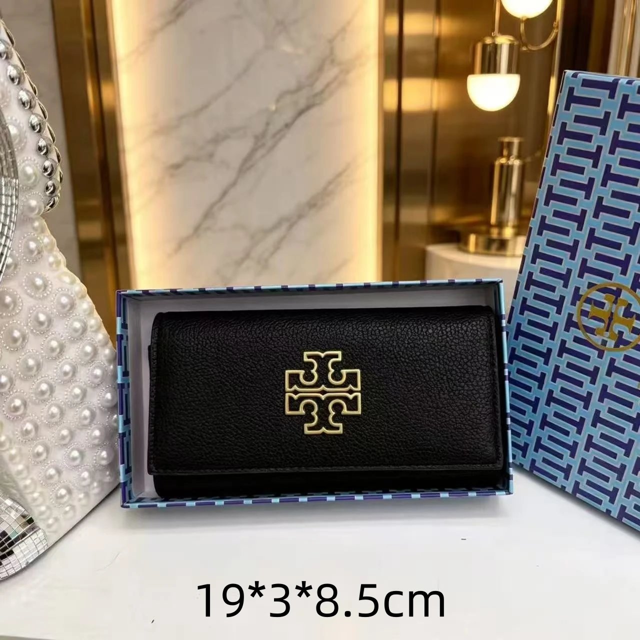 Louis Vuitton Wallets & Card Holders Bifold wallet with Damier check or Monogram pattern — 37