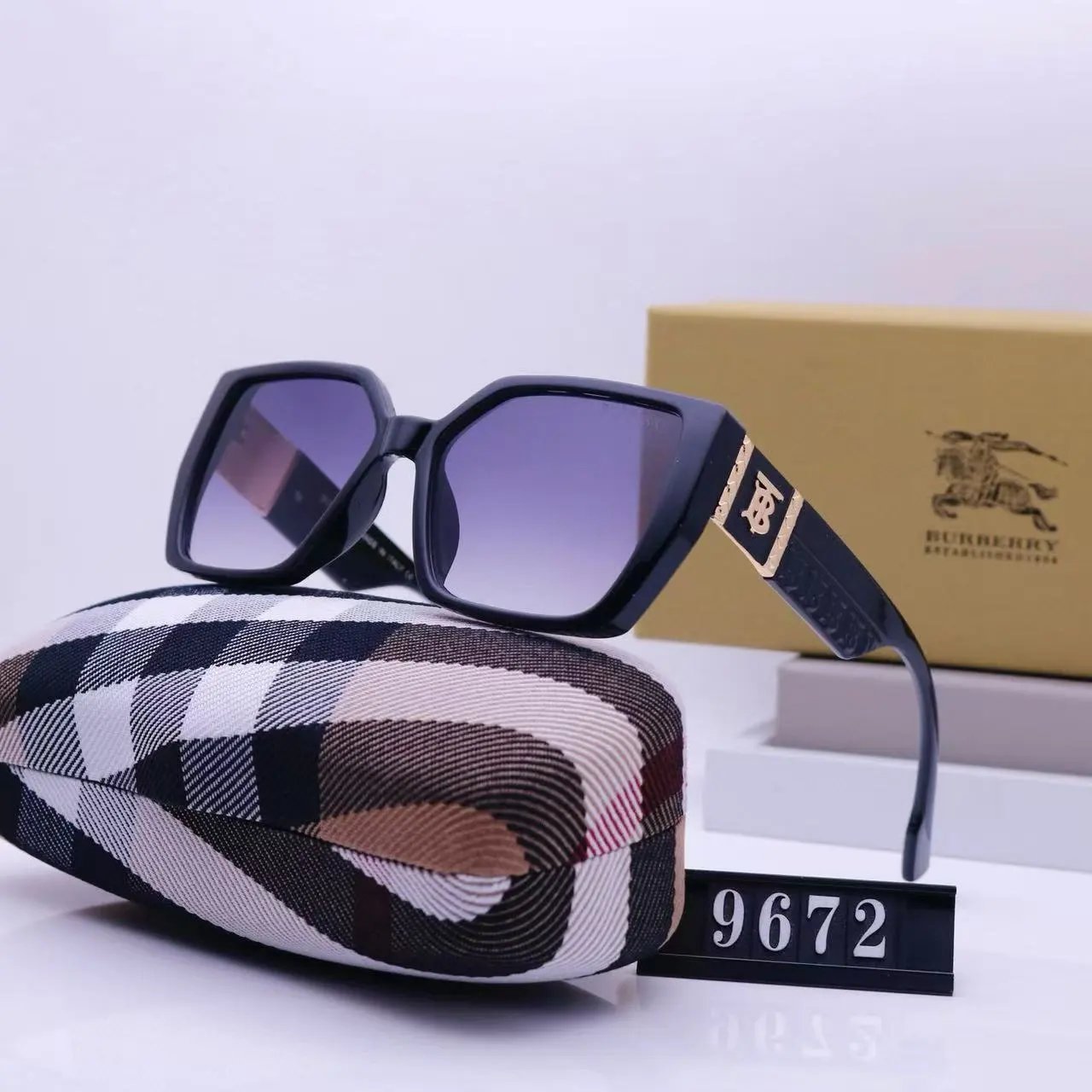 Burberry Eyewear 4277 Shield Sunglasses — 39