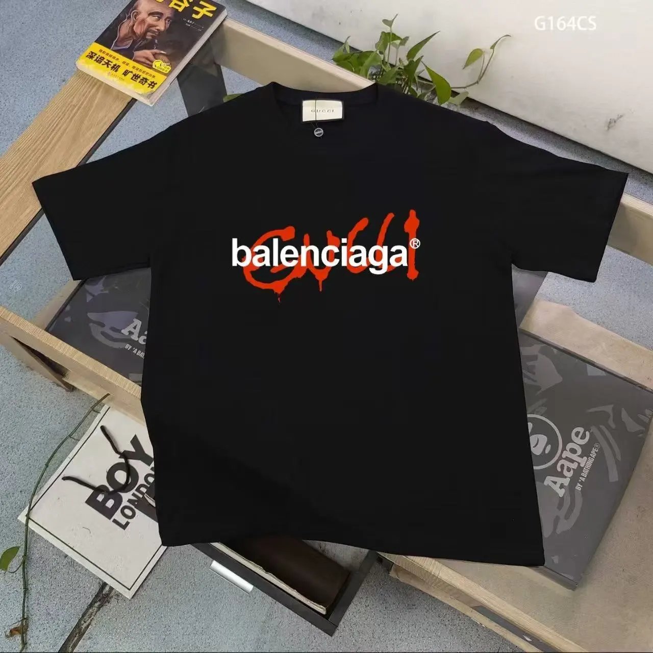 Gucci T-Shirts Short-Sleeve Logo Print — 18