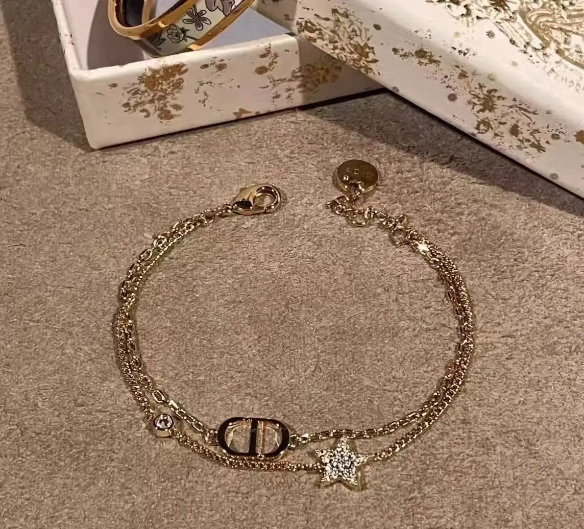 Gucci Jewelry Crystal Chain Bracelet — 40