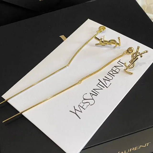 Dior Jewelry Pearl Letter Charm Necklace product detail image 8