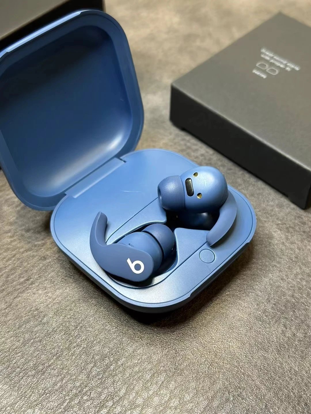 Bang & Olufsen Wireless earbuds — 28