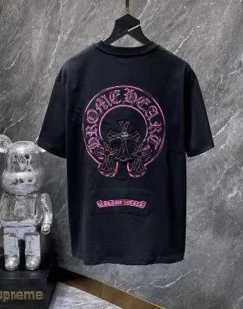 Chrome Hearts T-Shirts Short-Sleeve Cross Graphic — 32