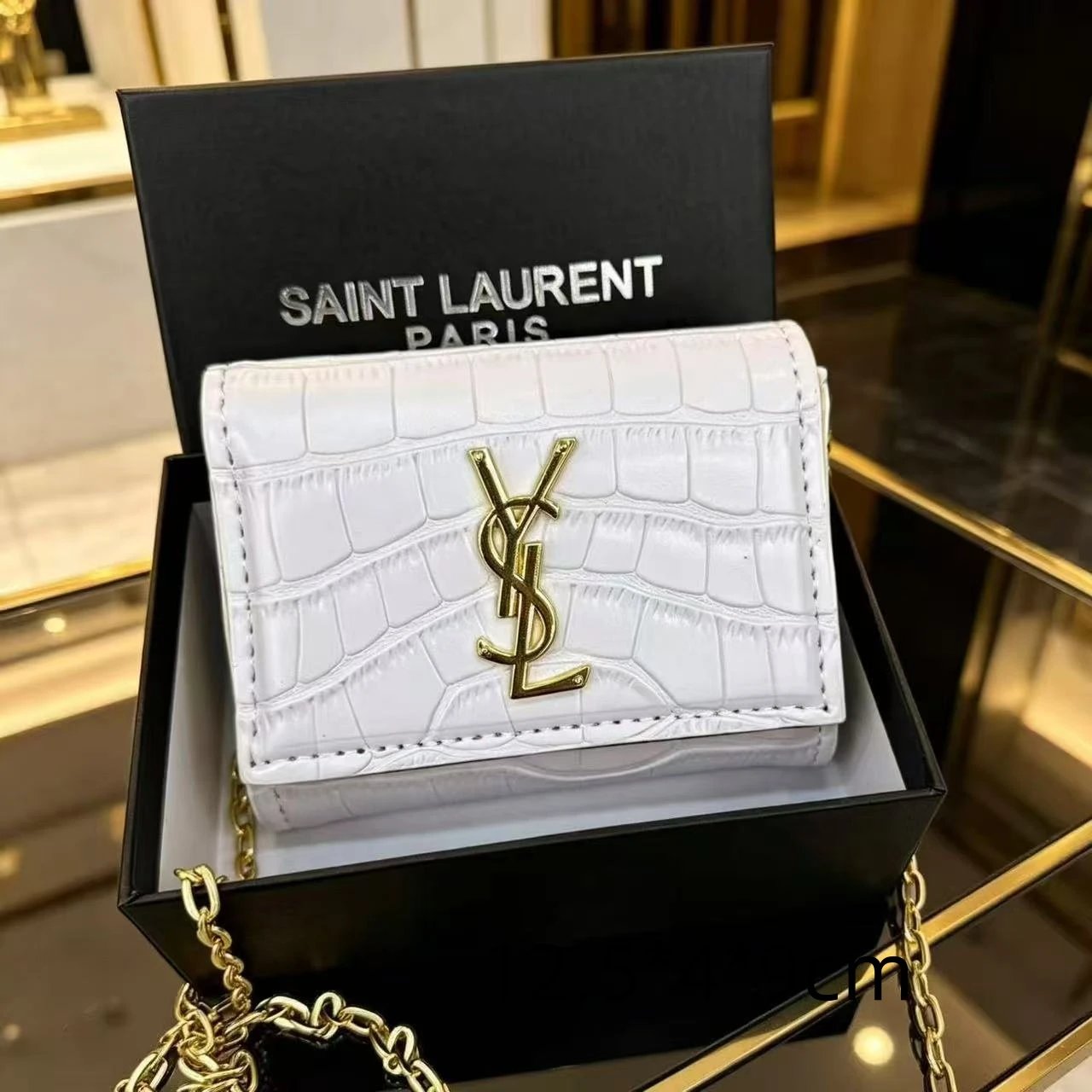 Louis Vuitton Wallets & Card Holders Bifold wallet with Damier check or Monogram pattern — 28