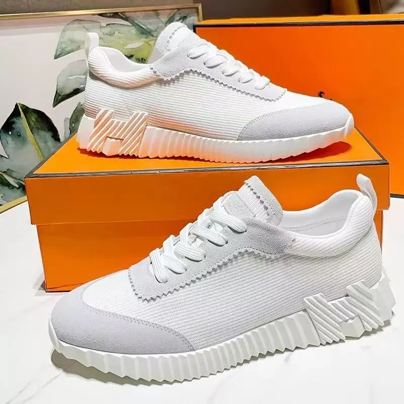 Unbranded Sneakers Low-top lace-up with ribbed sole and heel accent — 4