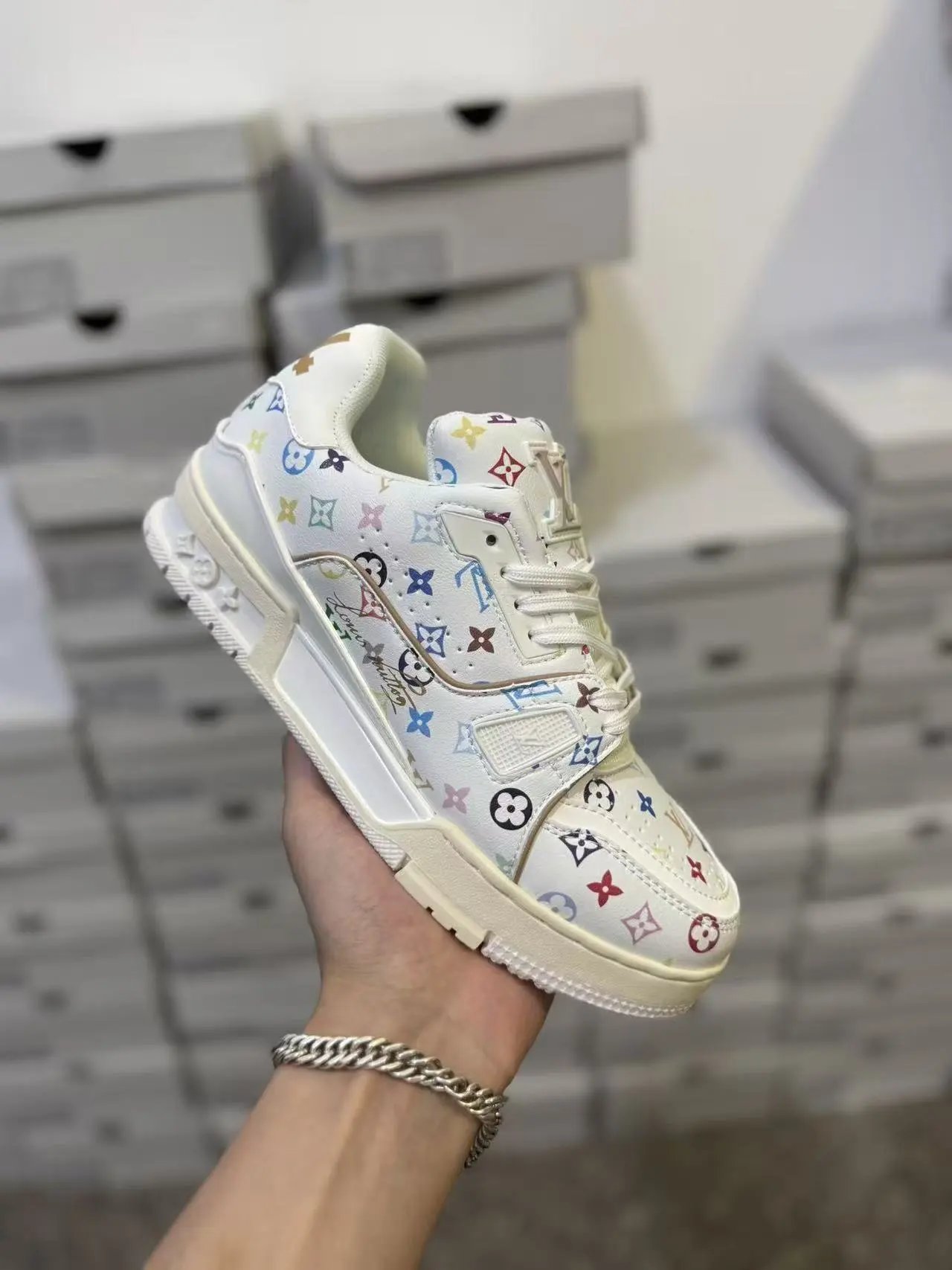 Louis Vuitton Sneakers LV Trainer — 20