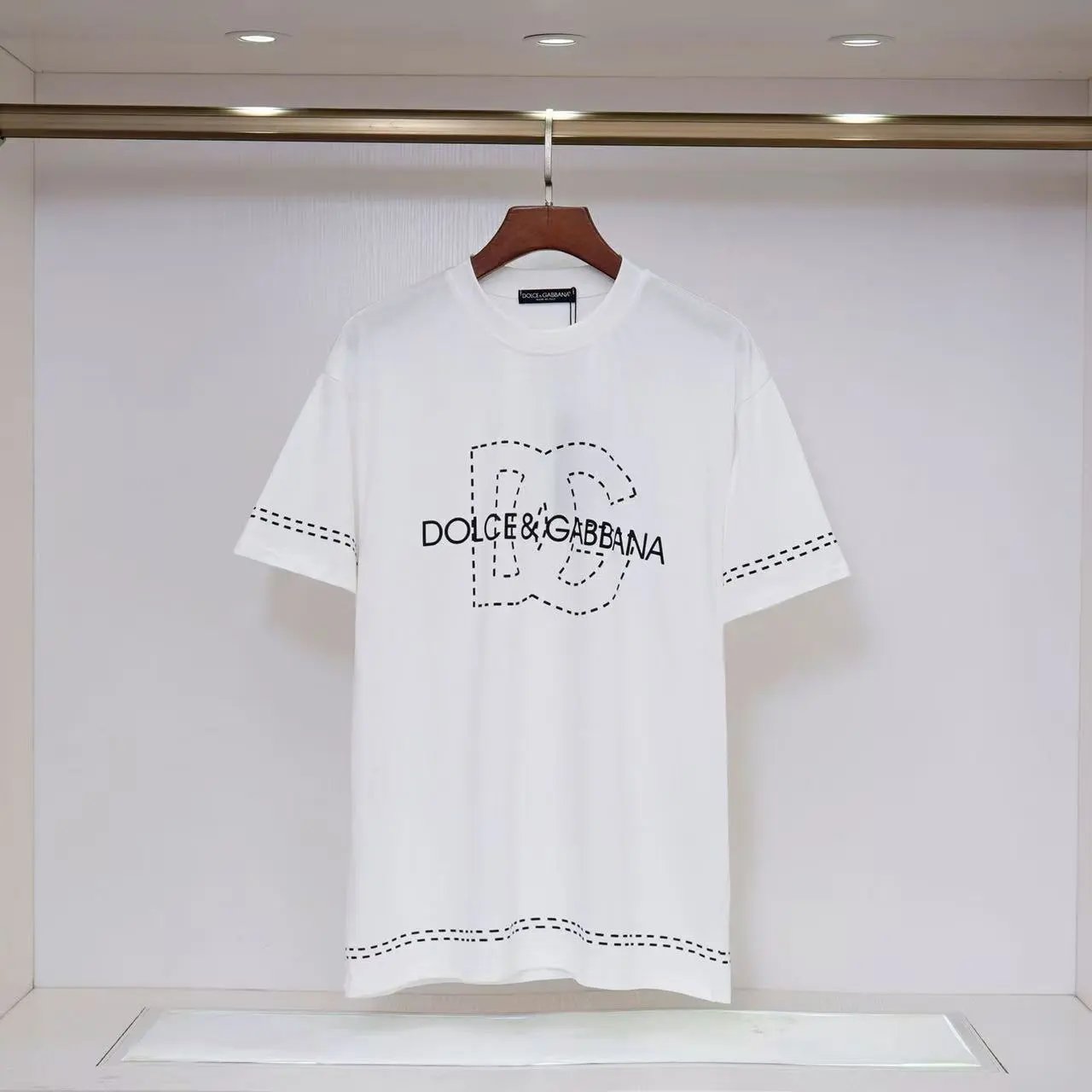 Dolce & Gabbana T-Shirts Logo Print — 40