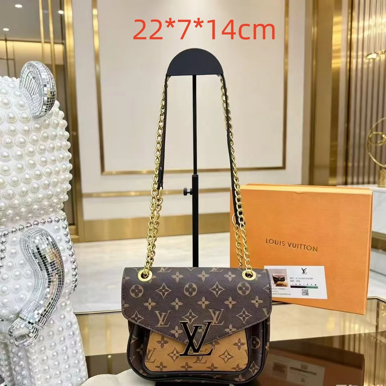 Chanel Crossbody Bags Quilted chain-strap flap bag — 7