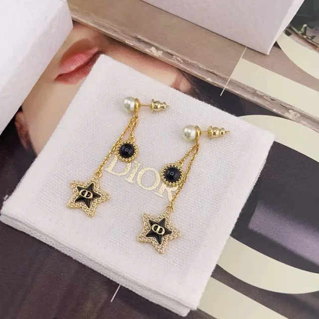 Chanel Jewelry Earrings product detail image 5