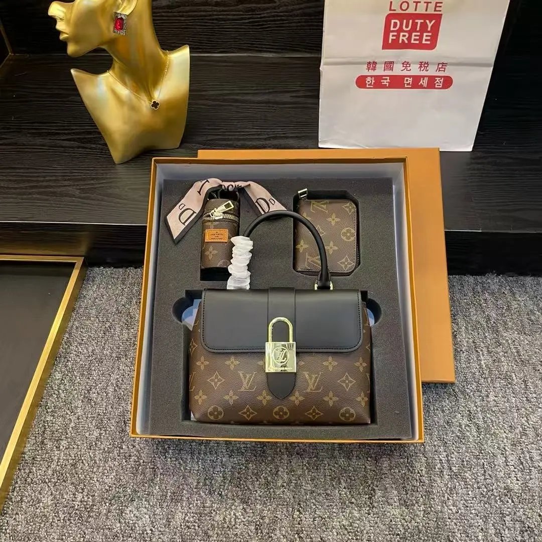Balenciaga Shoulder Bags Rodeo bag with turn-lock closure — 12