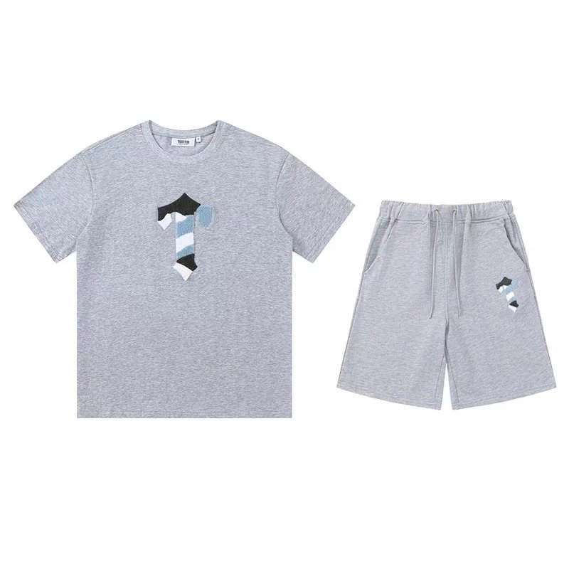 Trapstar Matching Sets Graphic T-Shirt and Shorts Set — 29