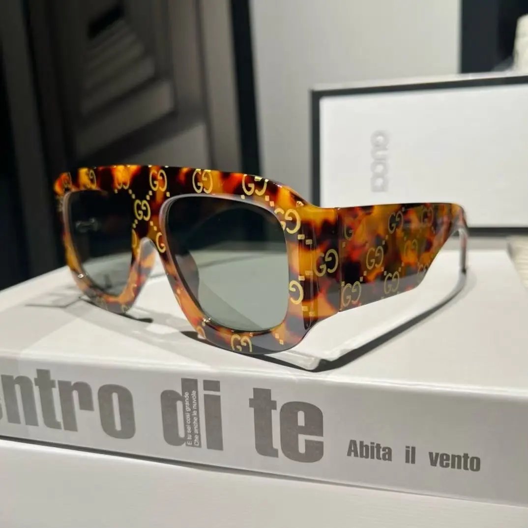 Gucci Eyewear Square Metal-Frame Sunglasses — 28