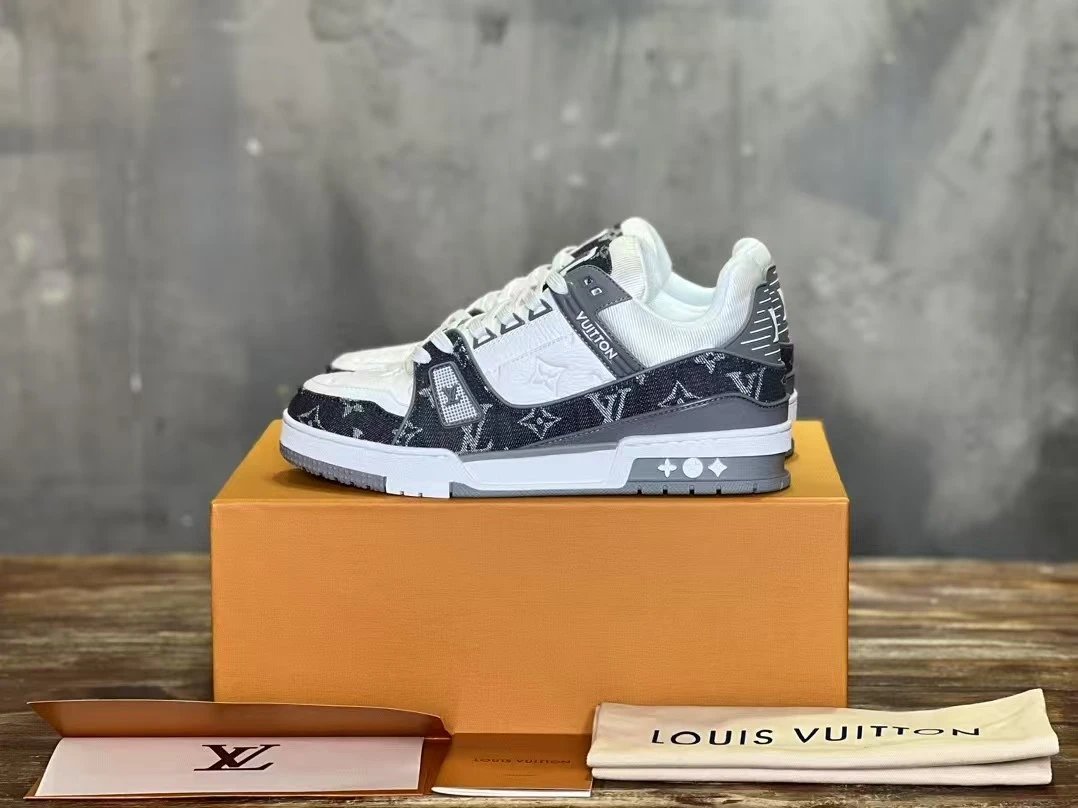 L Grey