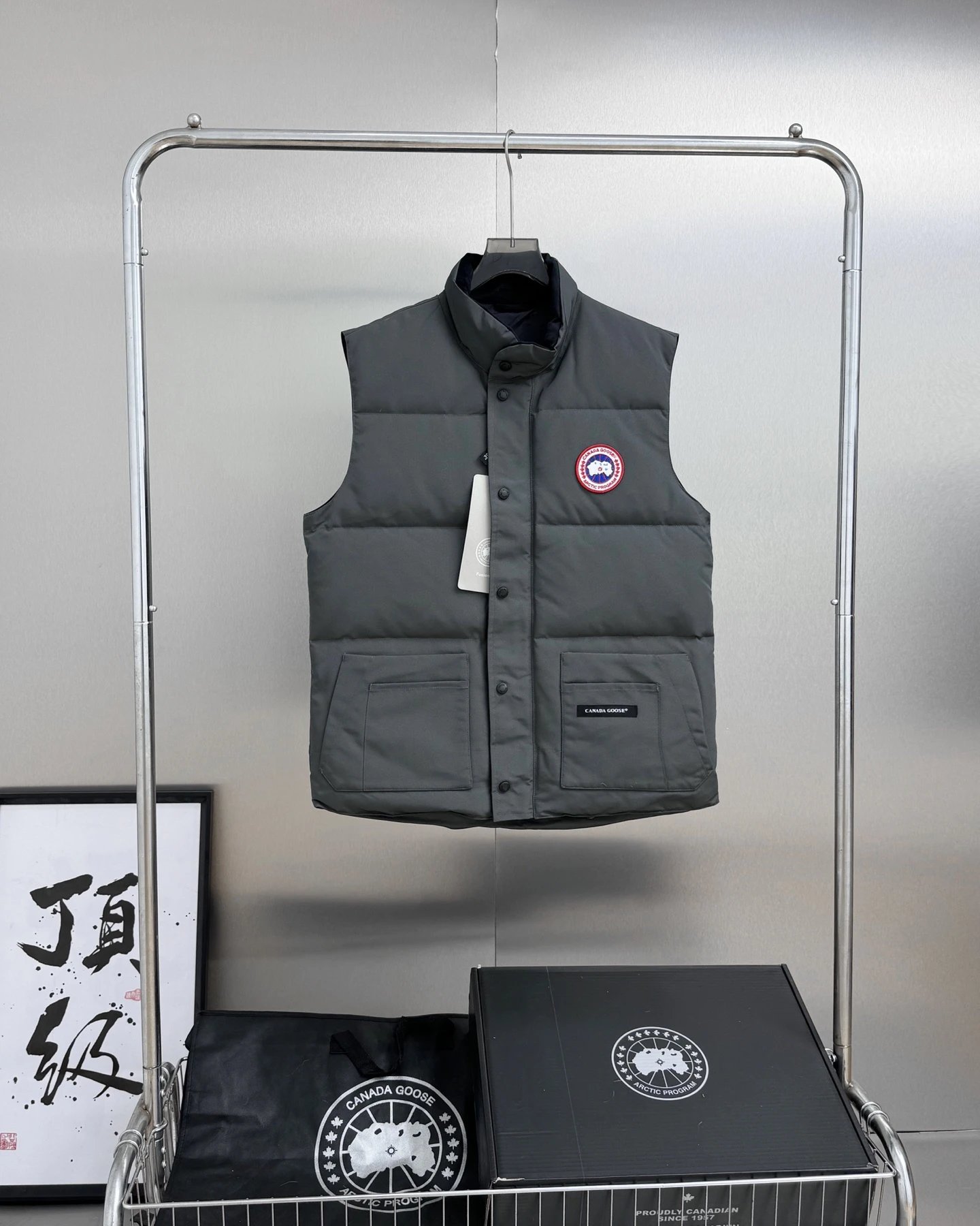 Canada Goose Vest photo 7