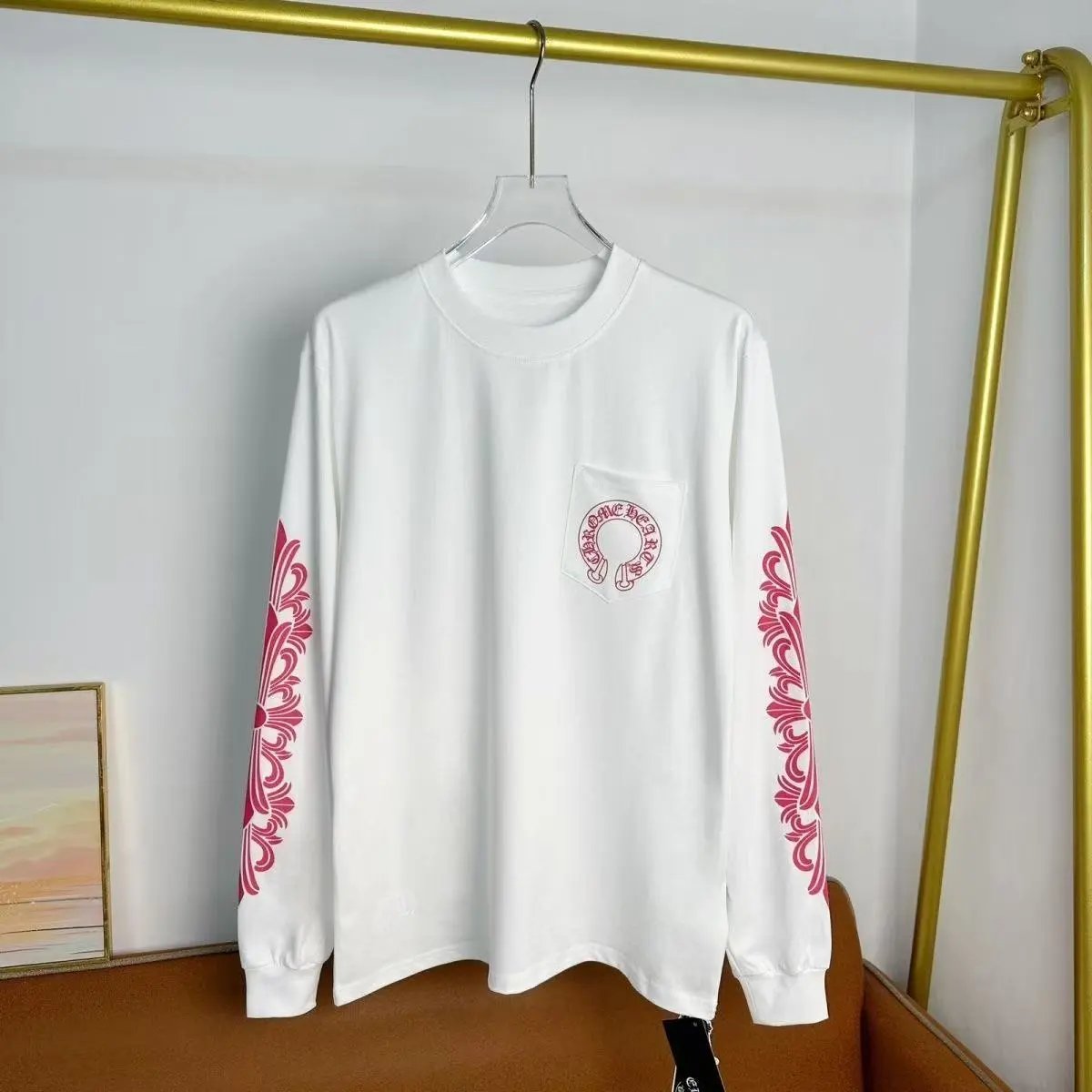 White & Red 14