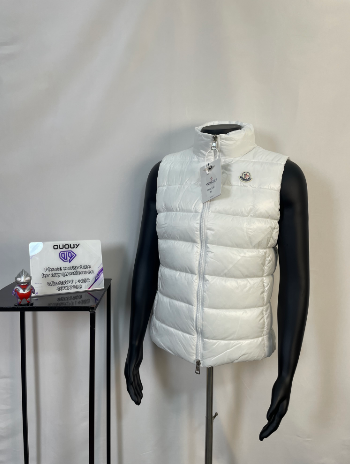 White Hoodless Vest