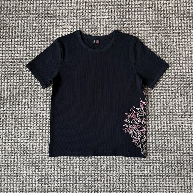 Derschutze T-Shirts: seller detail photo 2