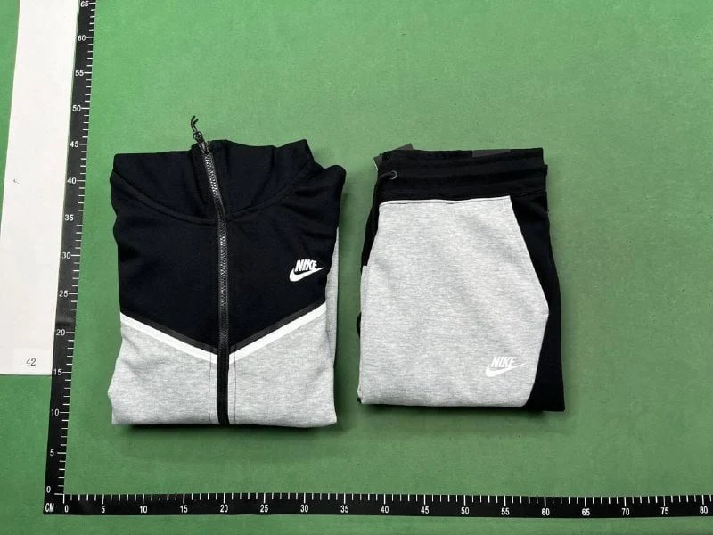 Nike Tracksuits Hooded zip-up jacket and jogger set with color-block panels image 7