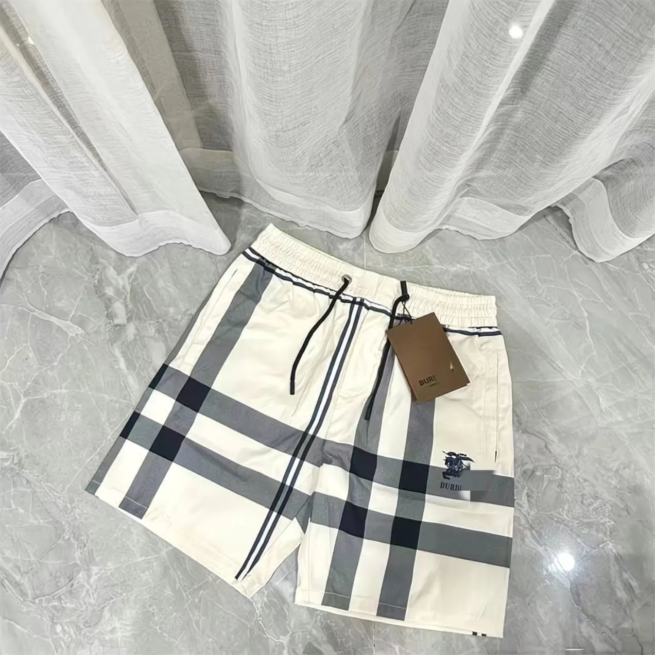 Burberry*4