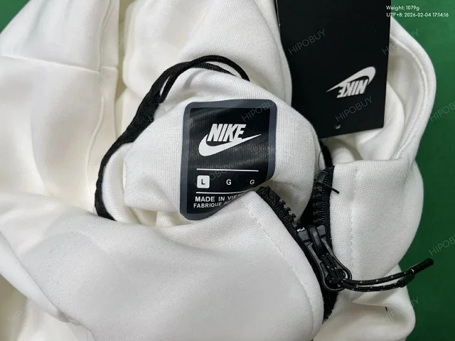 Nike Tracksuits Hooded zip-up jacket and jogger set with color-block panels product detail image 8