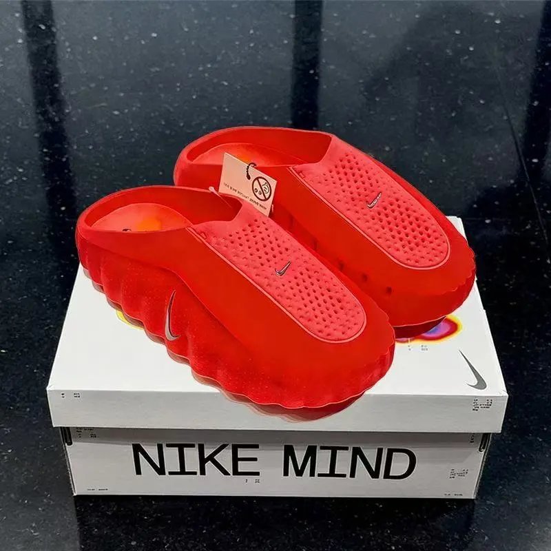 Nike Sneakers Perforated Upper with Studded Outsole — mind001( Red)