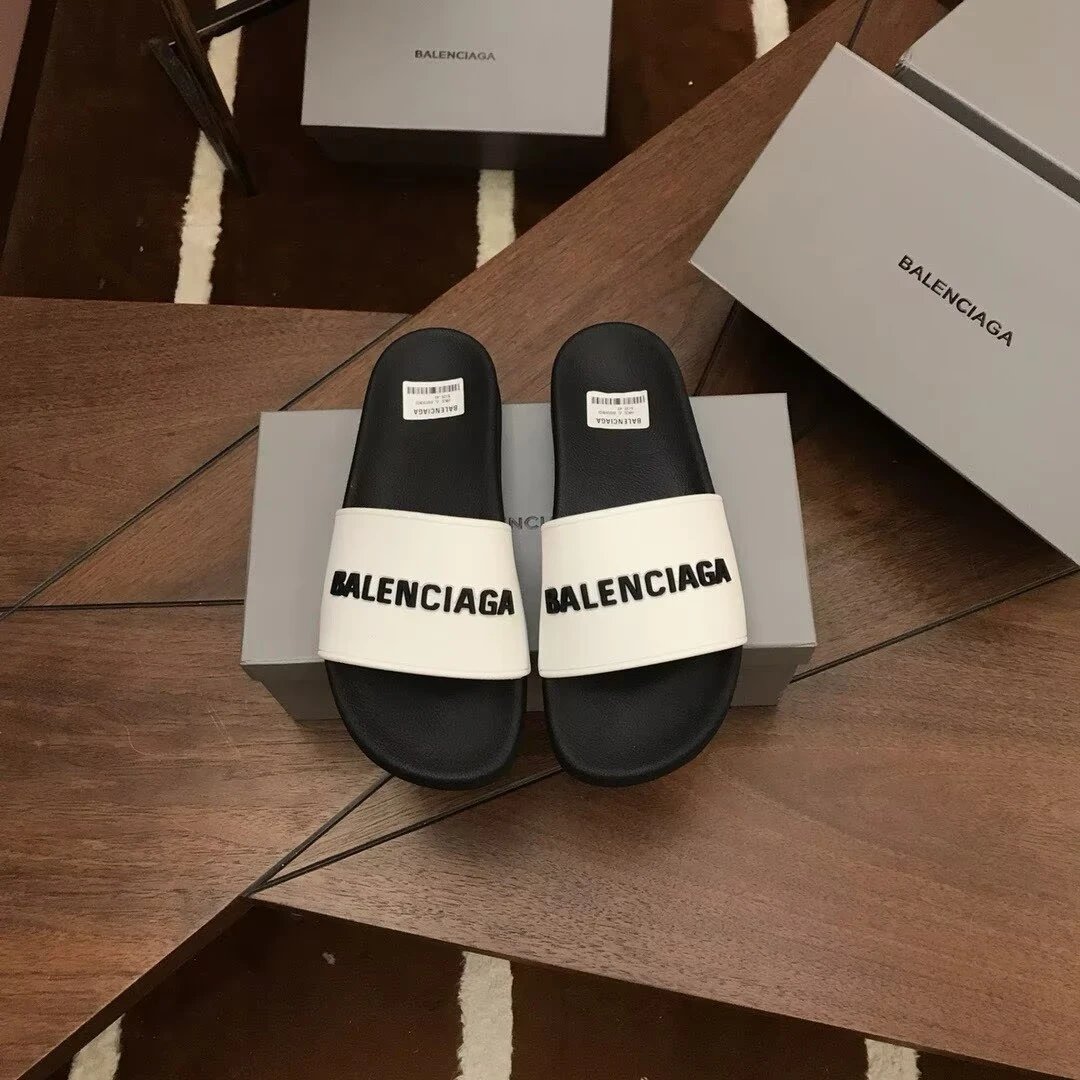 Balenciaga-3
