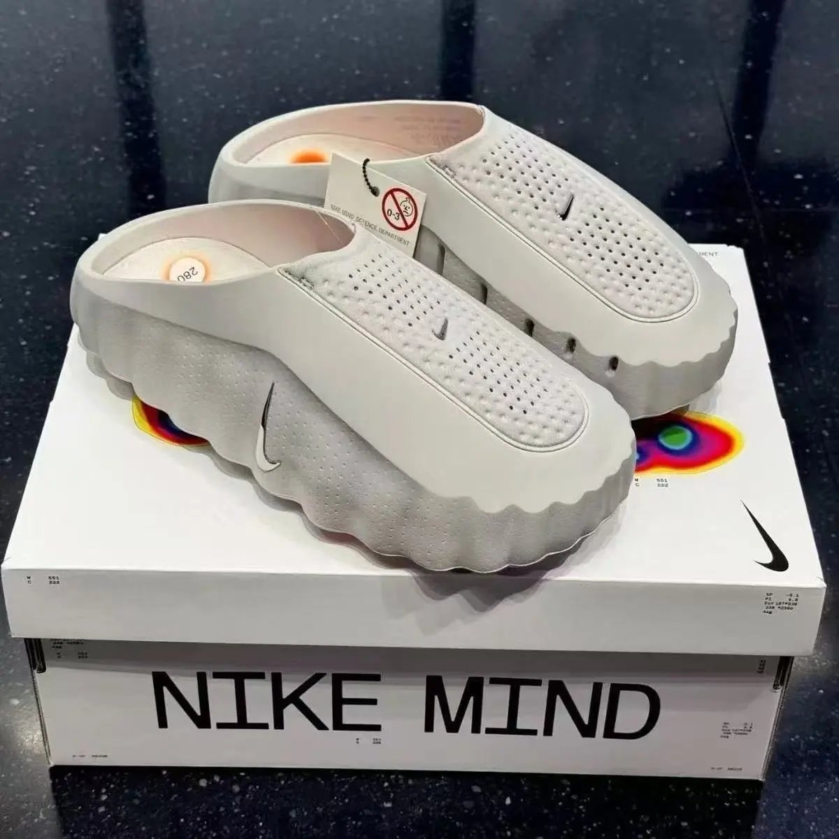 Nike Sneakers Perforated Upper with Studded Outsole — mind001( White)